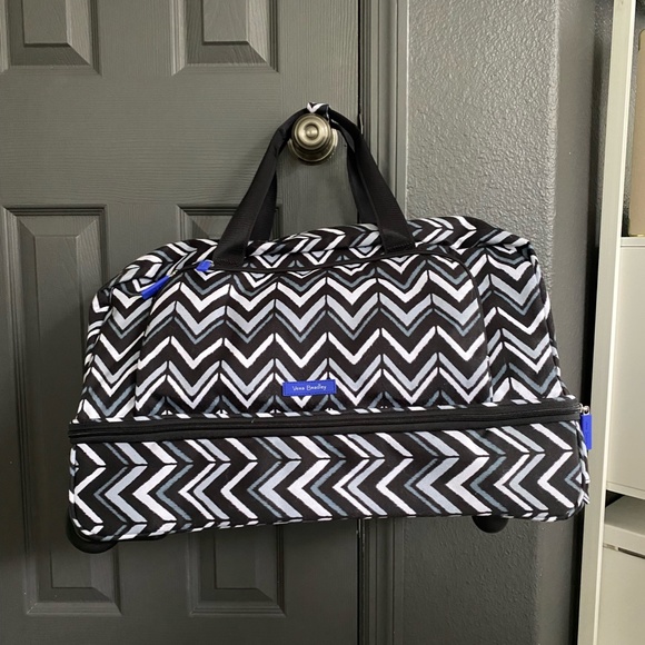 Vera Bradley Bags Vera Bradley Large Wheeled Duffle Bag Poshmark